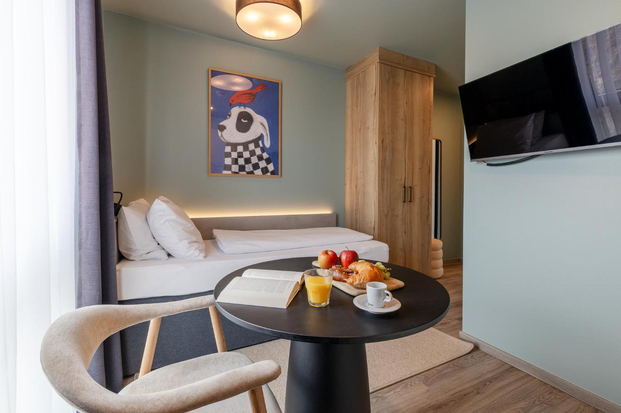 Smartliving Aparthotel München